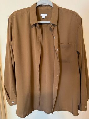 J. Jill Camel-Brown Relaxed Button-Front Blouse. Relaxed fit. Classic. NWOT